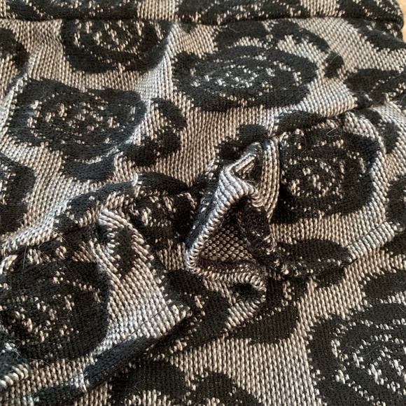 Cute Ruffles and Roses Skirt - Picture 8 of 8